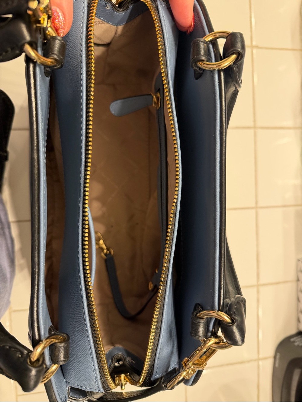 Michael Kors Powder Blue and Black Saffiano Satchel - Picture 5 of 7